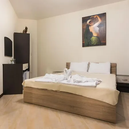 Hotel-restaurant Dimax מלון
